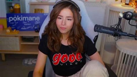 Pokimane deletes her VOD immediately fearing Twitch ban due。